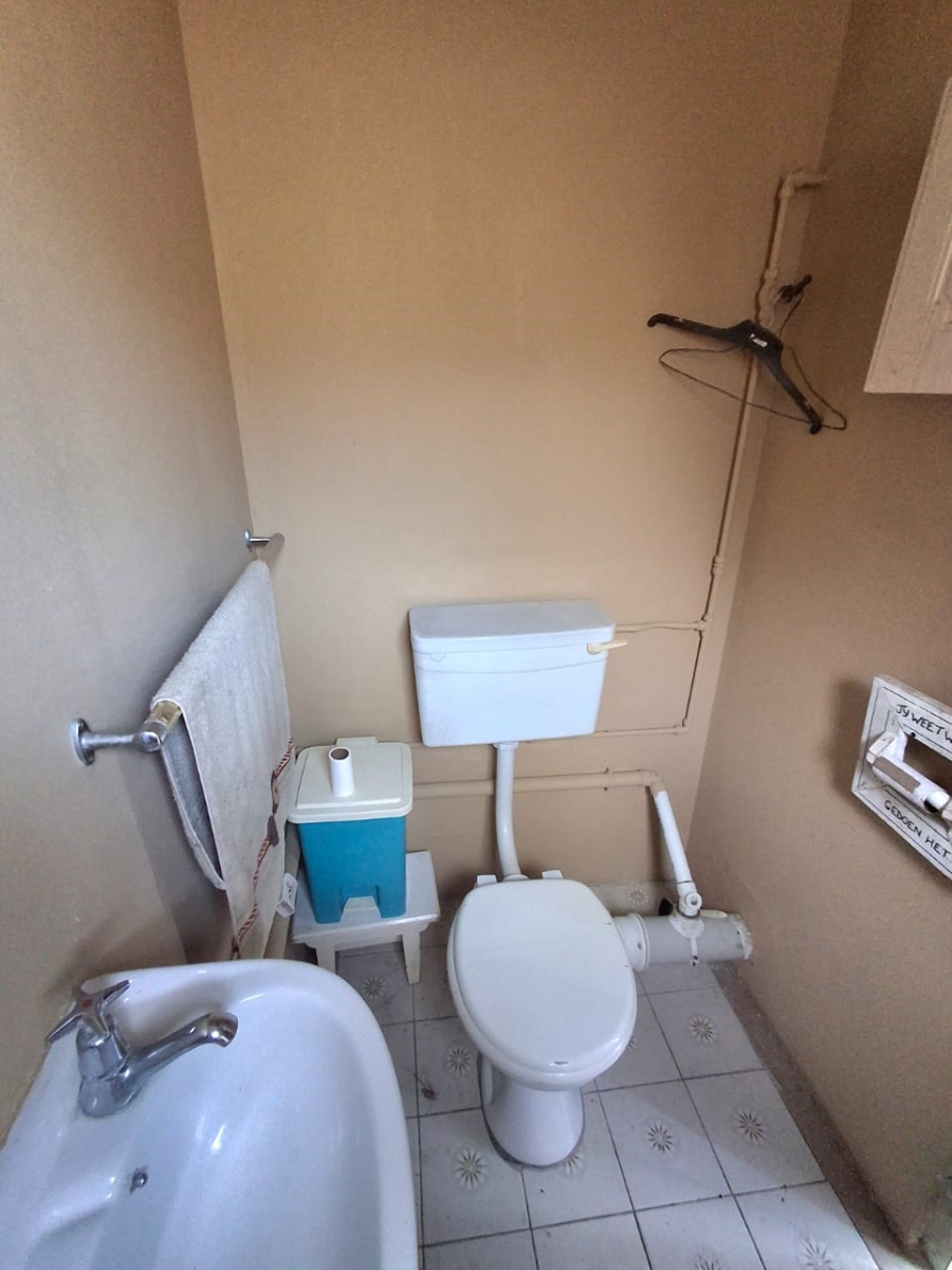 4 Bedroom Property for Sale in Summerpride Eastern Cape